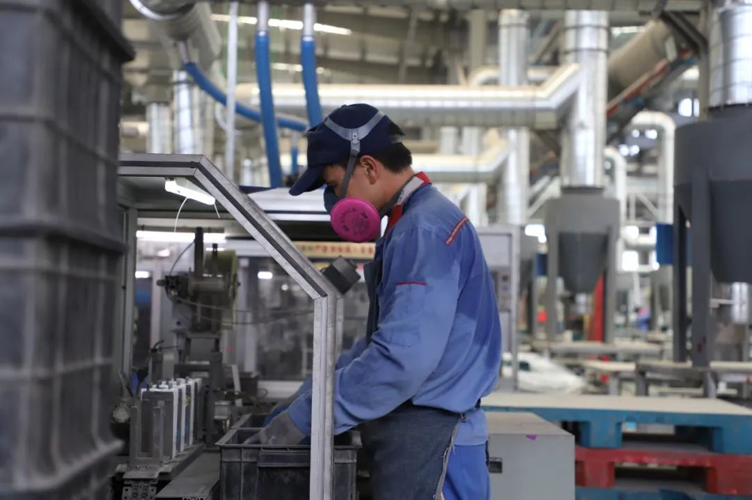 2025年新澳门免费原料网